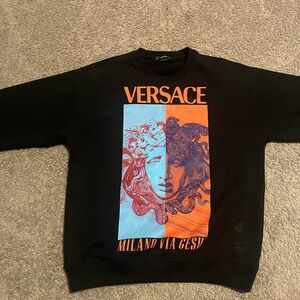 Versace sweater like new worn once